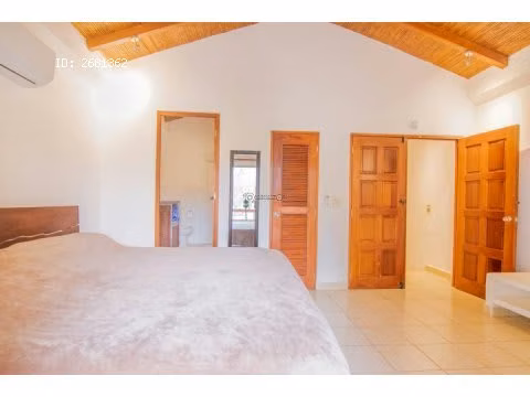 NG- GANGA/ En Venta Hermosa Casa en Hacienda Iguana Tola