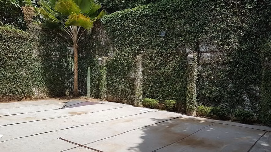 En venta preciosa casa en Managua Nicaragua, residencial Los Robles