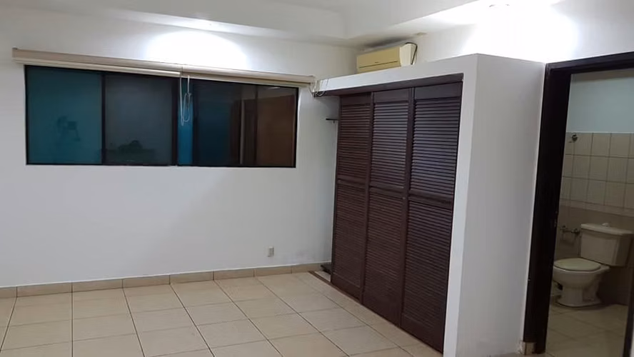 En venta preciosa casa en Managua Nicaragua, residencial Los Robles