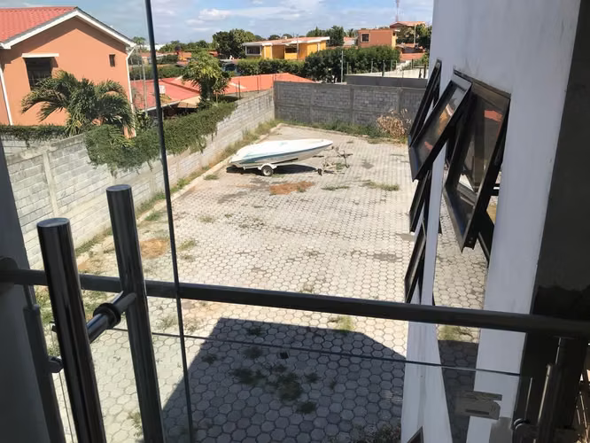 SE VENDE EDIFICIO EN LOMAS DEL VALLE, EDIFICIO NUEVO 1,380 VRS2 - Imagen 5
