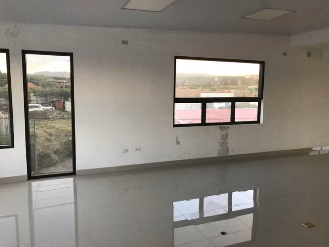 SE VENDE EDIFICIO EN LOMAS DEL VALLE, EDIFICIO NUEVO 1,380 VRS2 - Imagen 9