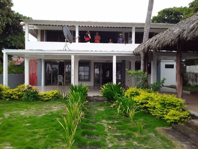 VENDO CASA EN POCHOMIL VIEJO - Imagen 9