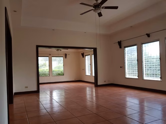En venta preciosa casa en carretera sur