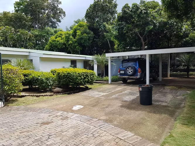 En venta preciosa casa en carretera sur