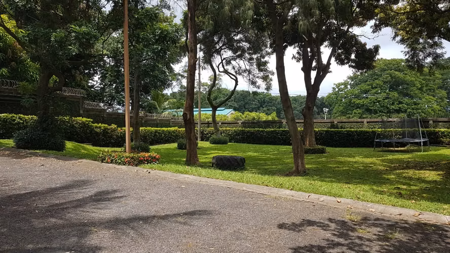 En venta precioso complejo de 3 casas (Managua Nicaragua)carretera sur