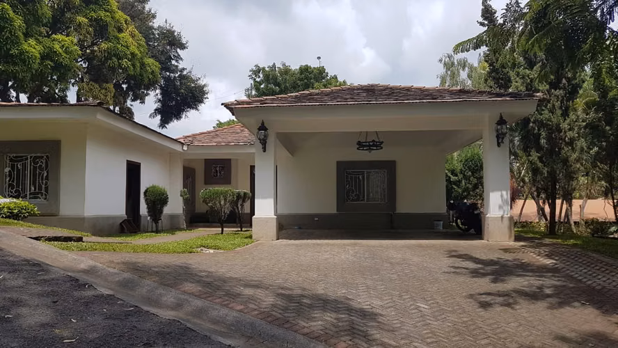 En venta precioso complejo de 3 casas (Managua Nicaragua)carretera sur