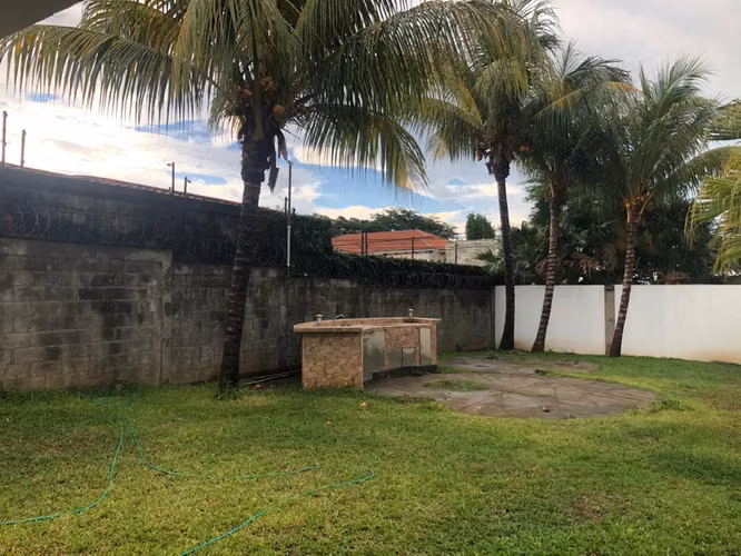 VENTA Hermosa Casa en Santo Domingo / NG