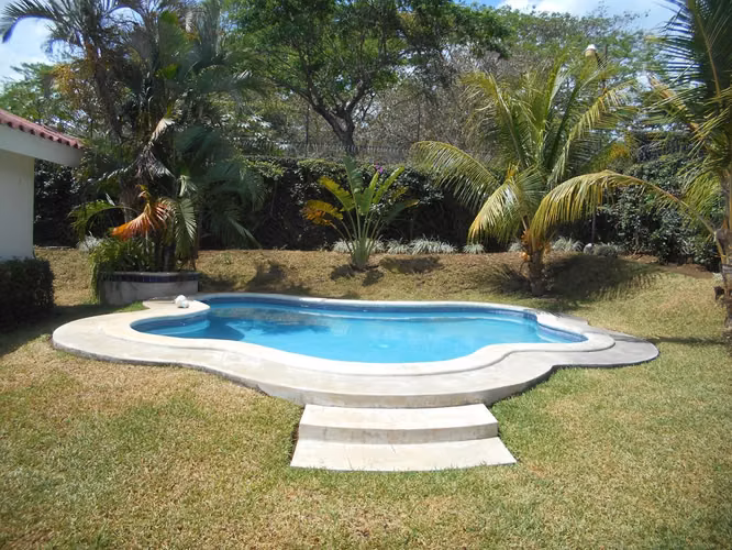 VENTA Hermosa Casa en Santo Domingo / NG