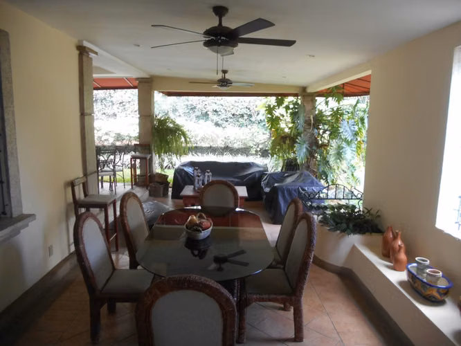 VENTA Hermosa Casa en Santo Domingo / NG