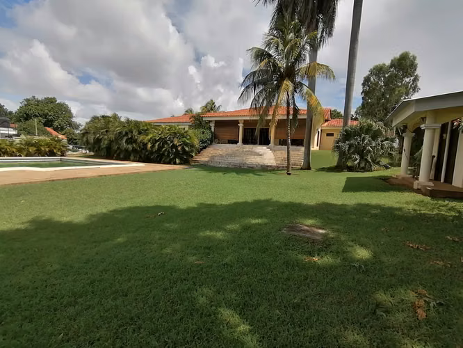 VENTA Casa en Carretera Sur / NG