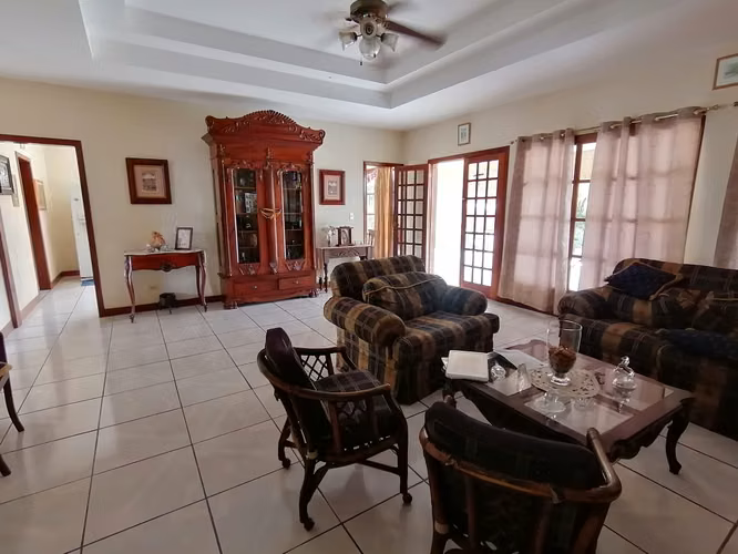 VENTA Casa en Carretera Sur / NG