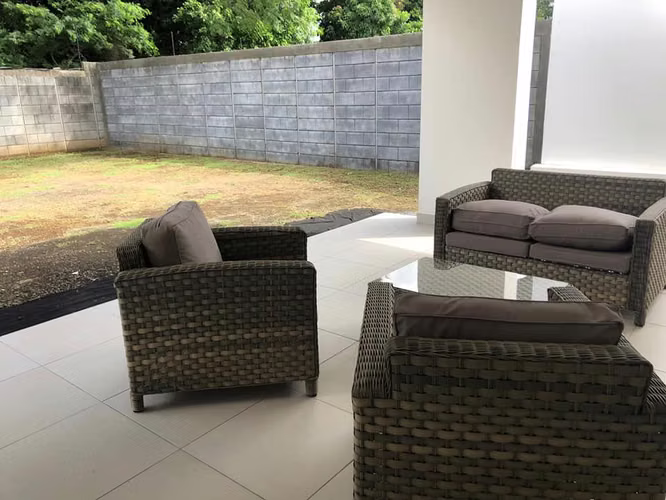 En venta preciosa casa en carretera sur nueva, en lindo condominio.