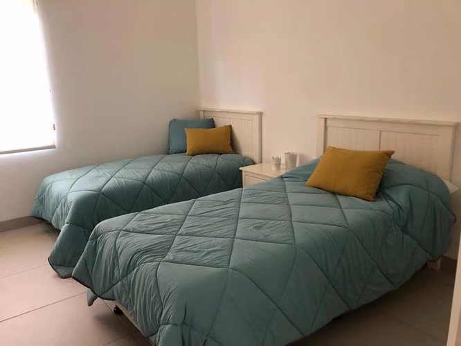 En venta preciosa casa en carretera sur nueva, en lindo condominio.