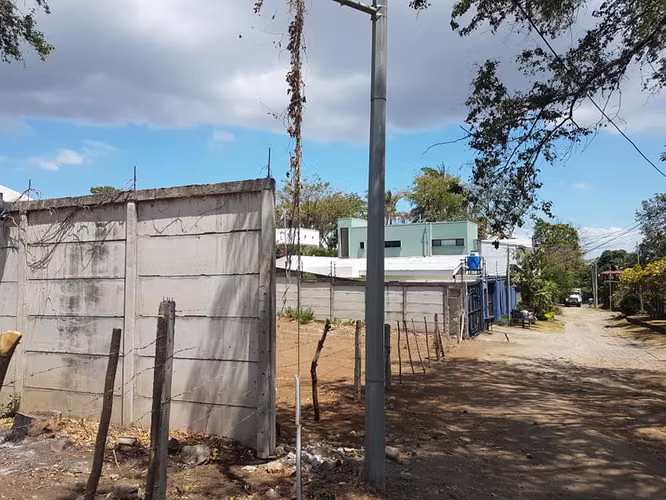 En venta precioso terreno exclusivo en carretera sur - Imagen 4