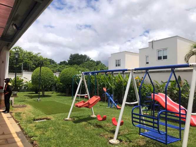 VENTA Casa en Las Colinas / NG - Imagen 20
