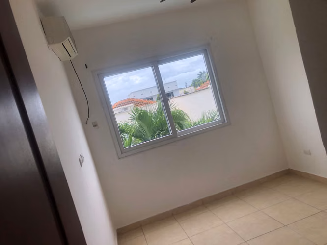 VENTA Casa en Las Colinas / NG - Imagen 10