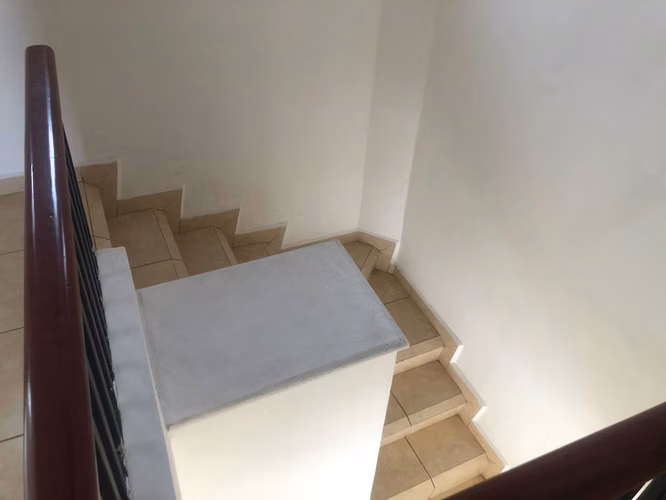 VENTA Casa en Las Colinas / NG - Imagen 8