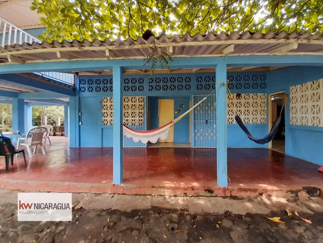 ACOGEDORA CASA VACACIONAL CERCA DEL MAR -ZONA TURISTICA