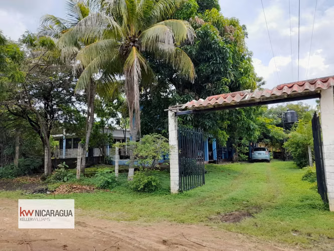 ACOGEDORA CASA VACACIONAL CERCA DEL MAR -ZONA TURISTICA