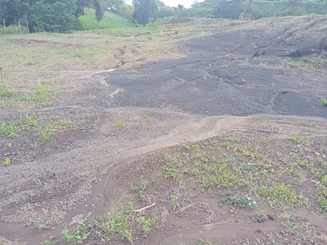 Terreno de 597 vrs2. en Villa Fontana Sur. - Imagen 4