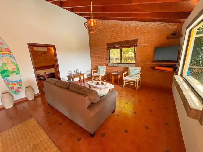 Three Bedroom Ocean View Home With Pool & Separate Suite - $239k - Imagen 16