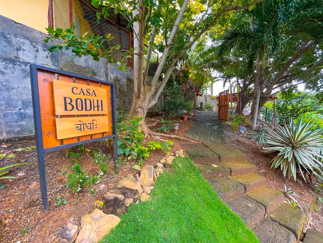 Three Bedroom Ocean View Home With Pool & Separate Suite - $239k - Imagen 6