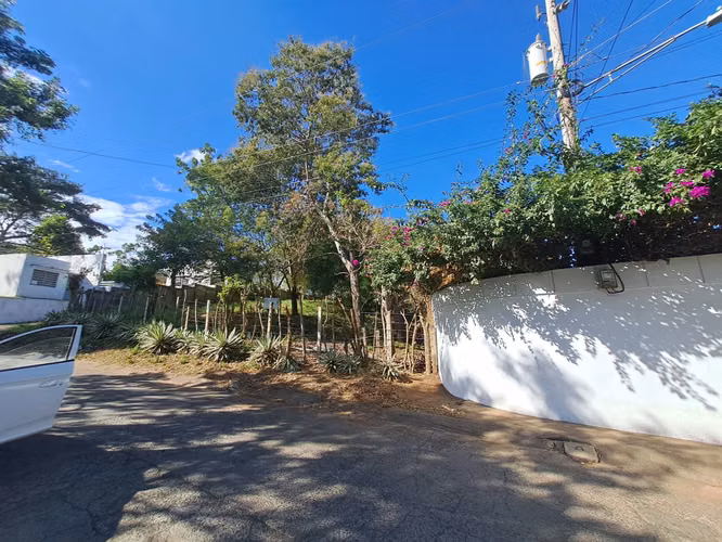 Land sale in Altos de Santo Domingo 2360 varas !!LAM