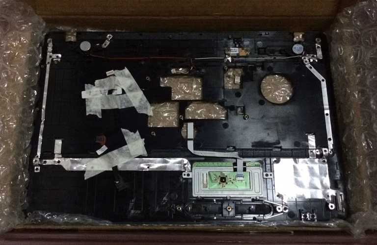 Toshiba Satellite C655 - Imagen 2