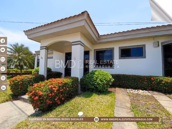 VENTA Casa en Las Cumbres / NG