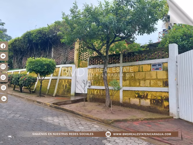 SE VENDE EN SAN JUAN DE ORIENTE CASA CON VISTA PANORAMICA 0309