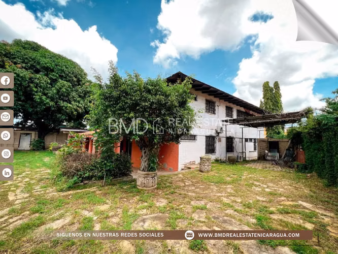 SE VENDE EN BOLONIA PROPIEDAD GRANDE DE 2,100 VRS2 IDEAL PARA HOSTAL, OFICINAS ETC. 0309