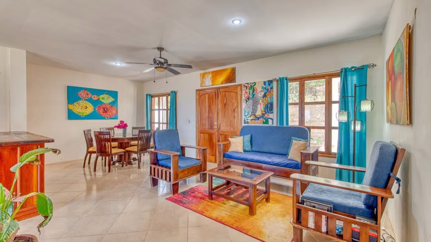 Playa Yankee Surf House - $199k