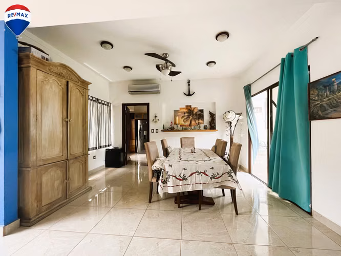Casa Lighthouse El Sol