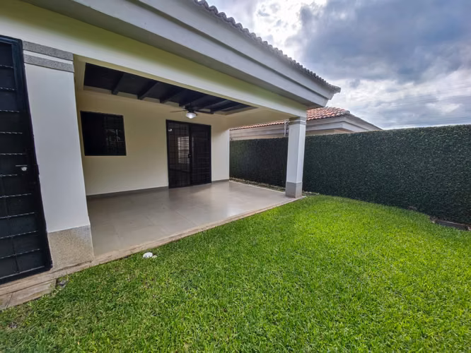 RENTA Casa en Santo Domingo/ NG - Imagen 9