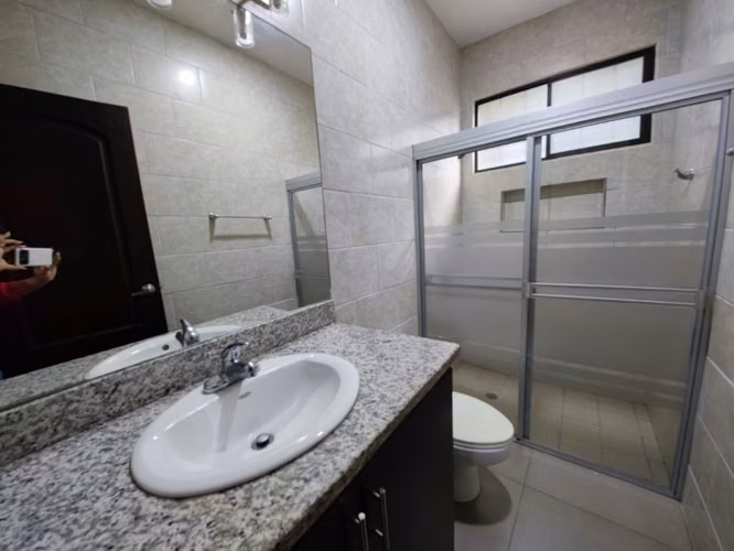 RENTA Casa en Santo Domingo/ NG - Imagen 5