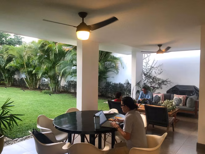 VENTA Casa en Las Colinas / NG - Imagen 10