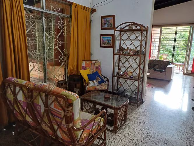 En venta hermosa casa en carretera vieja a León