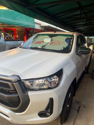 HILUX KING CAB 4x4 NUEVECITA DE PAQUETE VEA Y COMPARE LINDA