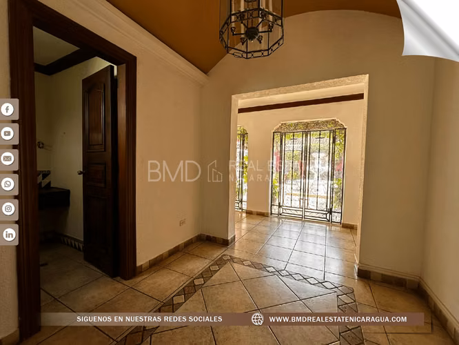 Venta de propiedad con piscina en zona exclusiva Carretera Sur 0511 - Imagen 2