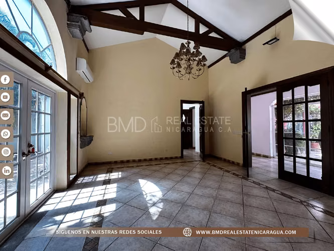 Venta de propiedad con piscina en zona exclusiva Carretera Sur 0511 - Imagen 8