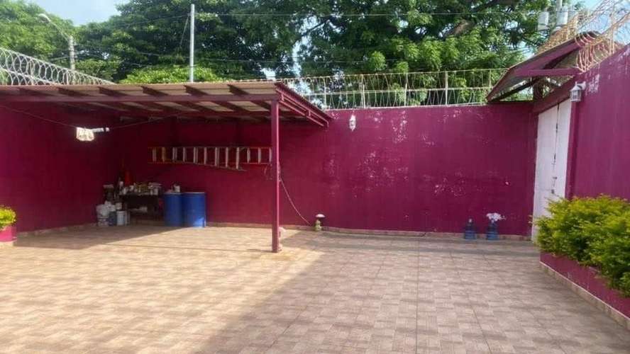 SANTA EDUVIGES - SE VENDE CASA ESQUINERA - Imagen 5