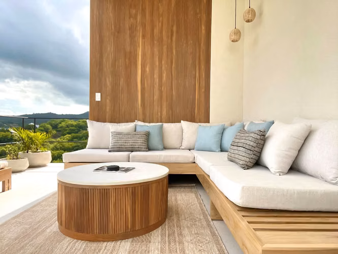 Pacific Marlin Architectural Marvel- $869k