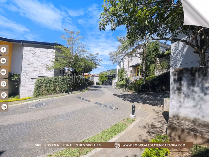 Venta de hermosa casa en Villa Fontana Sur NG - Imagen 12