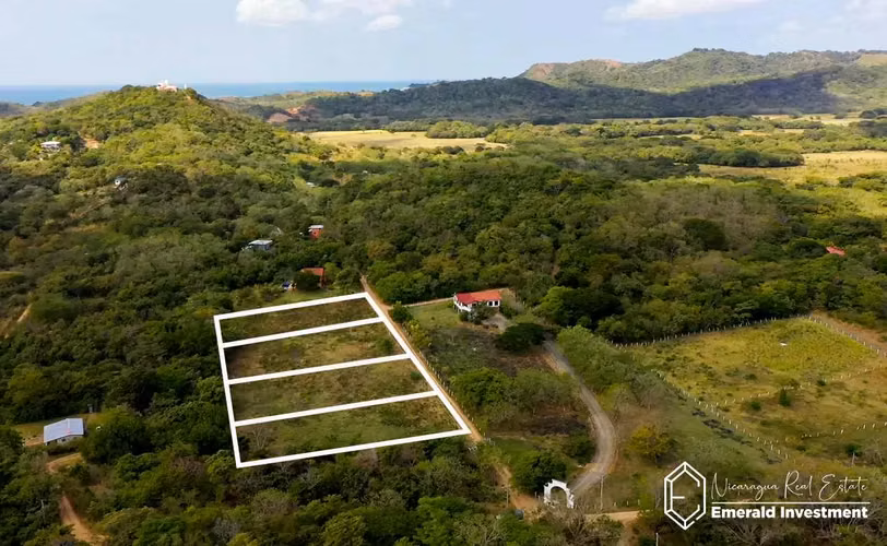 Residential Lots for sale Near Playa Guasacate and Playa Popoyo