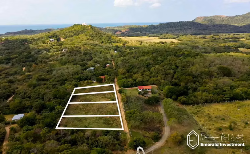 Residential Lots for sale Near Playa Guasacate and Playa Popoyo