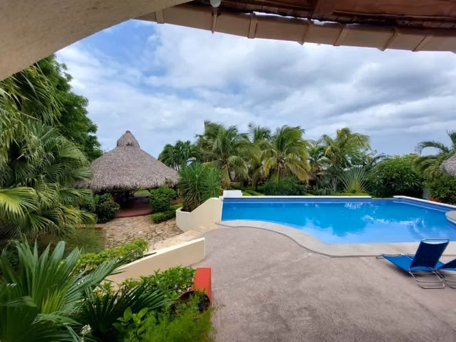 "HERMOSA CASA ESTILO MEDITERRANEO A LA ORILLA DEL MAR " - Imagen 3