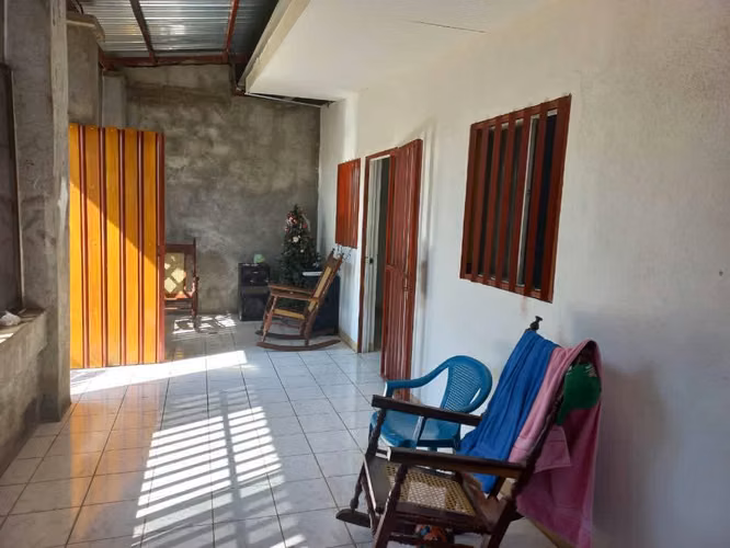 HERMOSA CASA ESQUINERA EN RESIDENCIAL MONTE NEBO II ETAPA. - Imagen 2