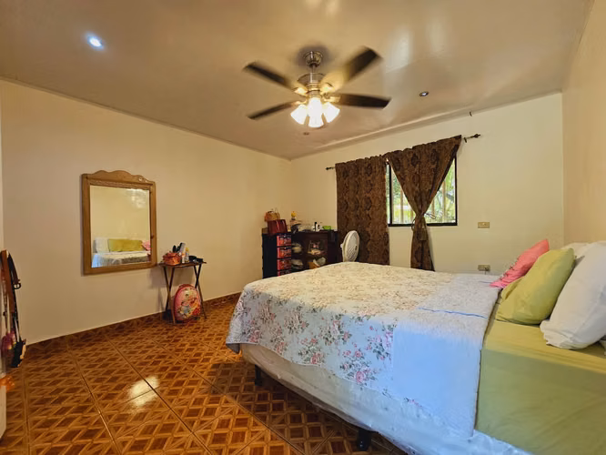 Finca Agrícola de 11 manzanas/casa totalmente remodelada en Cofradia - Imagen 13