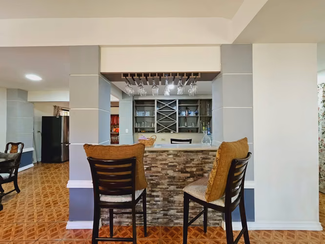 Finca Agrícola de 11 manzanas con hermosa casa totalmente remodelada.