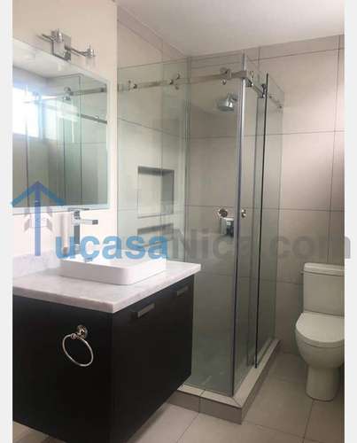Casa moderna en condominio - Imagen 9